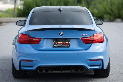 Used 2017 BMW M4 Coupe image 4