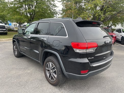 Used 2018 Jeep Grand Cherokee Limited image 3