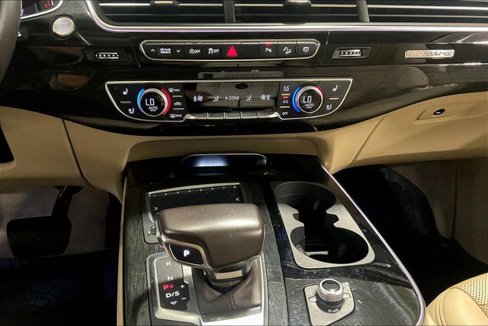 Used 2018 Audi Q7 3.0T Prestige image 33