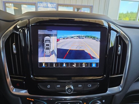 Used 2023 Chevrolet Traverse Premier image 26