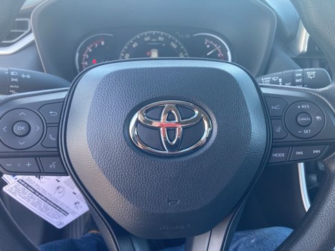 New 2025 Toyota RAV4 XLE image 14