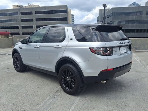 Used 2018 Land Rover Discovery Sport HSE image 3