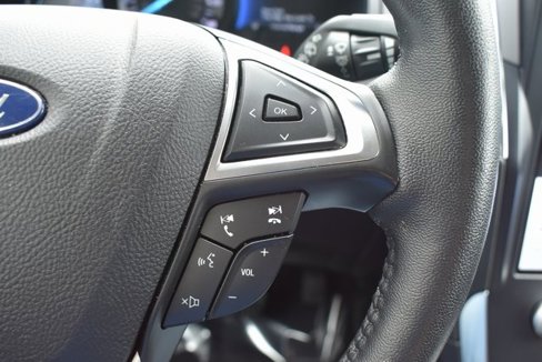 Used 2022 Ford Edge Titanium w/ Equipment Group 301A image 22