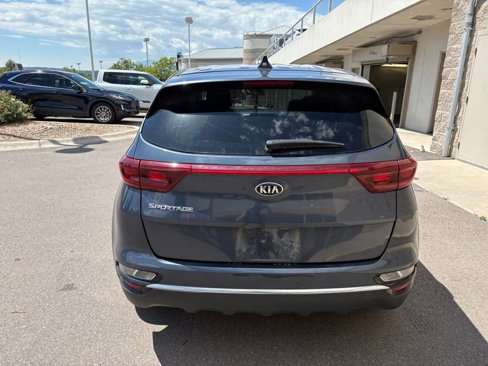 Used 2022 Kia Sportage LX image 4