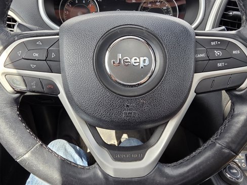 Used 2016 Jeep Cherokee Limited w/ Luxury Group image 14