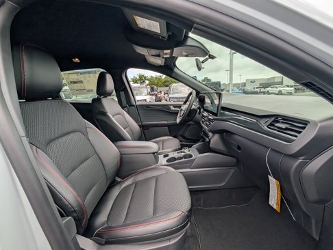 New 2025 Ford Escape ST-Line w/ Tech Pack #1 image 7
