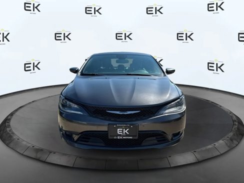 Used 2016 Chrysler 200 S w/ Navigation & Sound Group I image 7