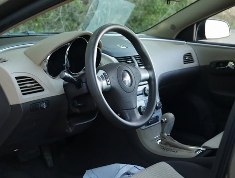 Used 2010 Chevrolet Malibu LS image 9