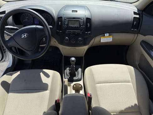 Used 2010 Hyundai Elantra GLS image 11