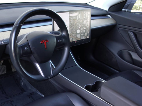 Used 2018 Tesla Model 3 Long Range image 23