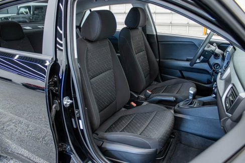 Used 2023 Kia Rio LX image 19