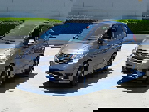Used 2017 Honda Fit LX image 6