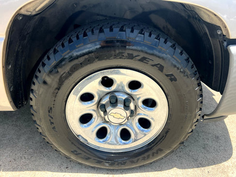 Used 2005 GMC Sierra 1500 W/T image 15