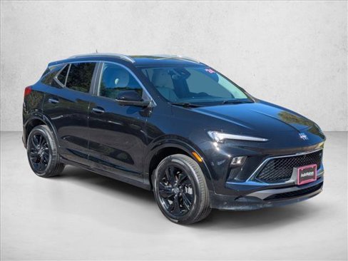 Used 2024 Buick Encore GX Sport Touring w/ Comfort Package image 3