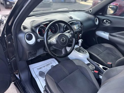 Used 2017 Nissan Juke SV image 29