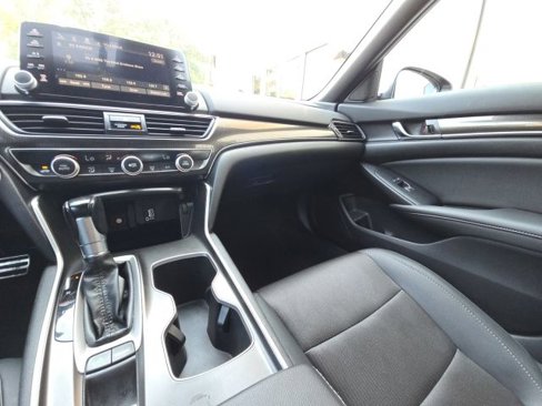 Used 2020 Honda Accord Sport image 21