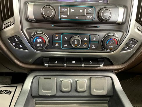 Used 2014 Chevrolet Silverado 1500 LTZ Z71 image 25