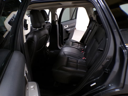 Used 2007 Lincoln MKX AWD image 12