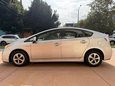 Used 2014 Toyota Prius One image 4