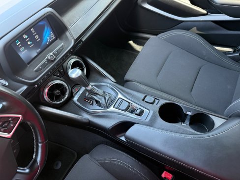 Used 2018 Chevrolet Camaro LT w/ RS Package image 18