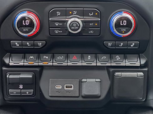 Used 2022 GMC Sierra 1500 Denali w/ Driver Alert Package II image 14
