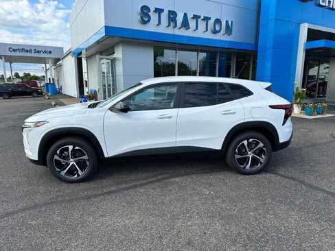 New 2025 Chevrolet Trax RS w/ Driver Confidence Package image 8
