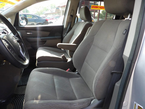 Used 2014 Honda Odyssey LX image 8