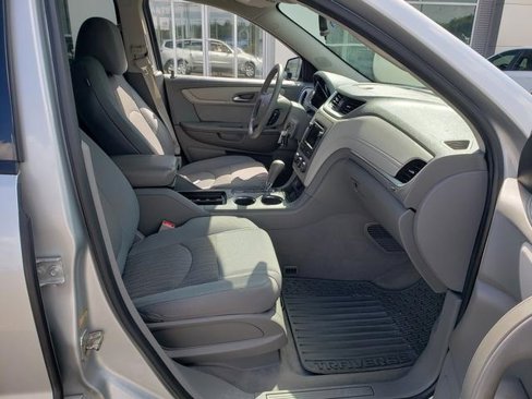Used 2017 Chevrolet Traverse LS image 21