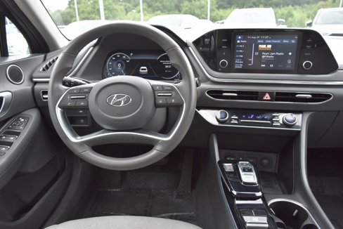 Used 2022 Hyundai Sonata SEL w/ Convenience Package image 17