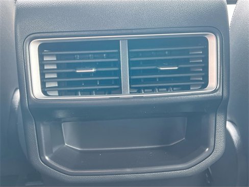 New 2025 Volkswagen Atlas Cross Sport SE image 24