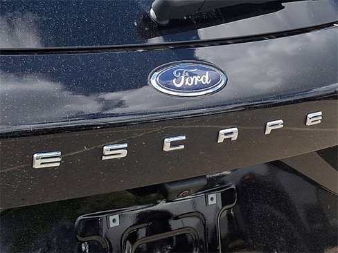 Used 2022 Ford Escape SEL w/ Technology Package image 32