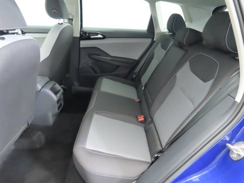 Certified 2024 Volkswagen Taos S image 22