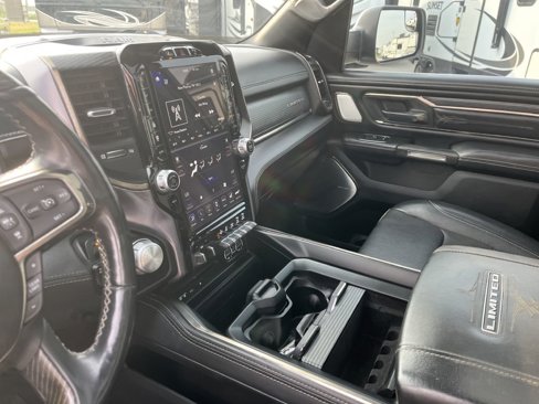 Used 2019 RAM 1500 Limited image 31