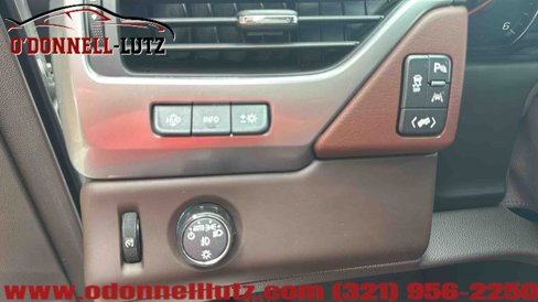 Used 2020 Chevrolet Suburban Premier image 22