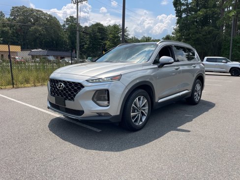 Used 2020 Hyundai Santa Fe SEL w/ Convenience + Premium Package image 2