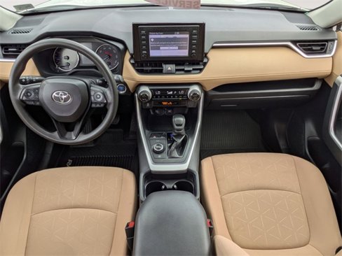 Used 2019 Toyota RAV4 XLE image 24
