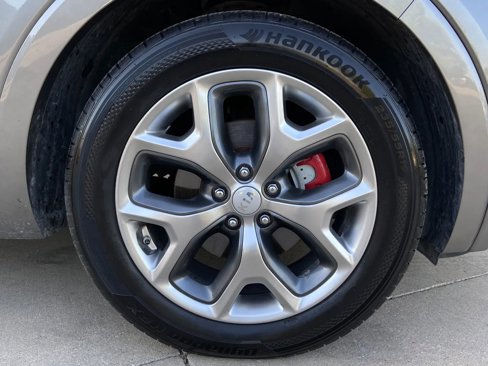 Used 2017 Kia Sorento SX image 8