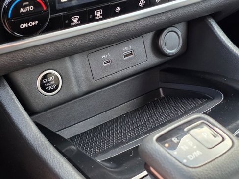 Used 2023 Nissan Rogue SV image 27