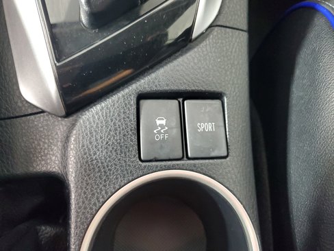 Used 2018 Toyota Corolla SE image 19