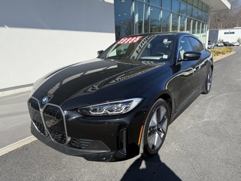 Used 2024 BMW i4 eDrive35 w/ Premium Package image 3