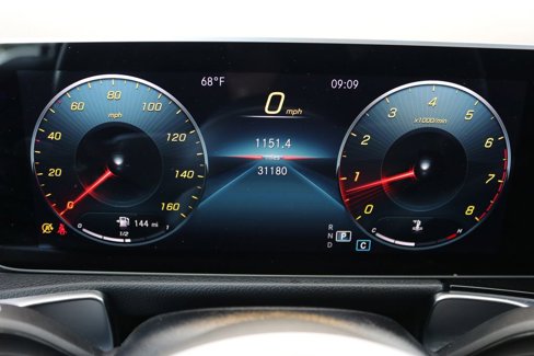 Used 2021 Mercedes-Benz GLB 250 4MATIC image 44