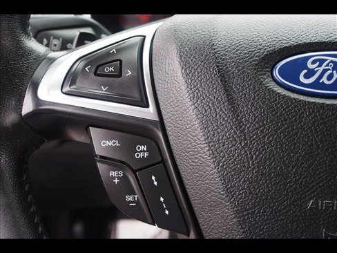 Used 2019 Ford Fusion Titanium image 23