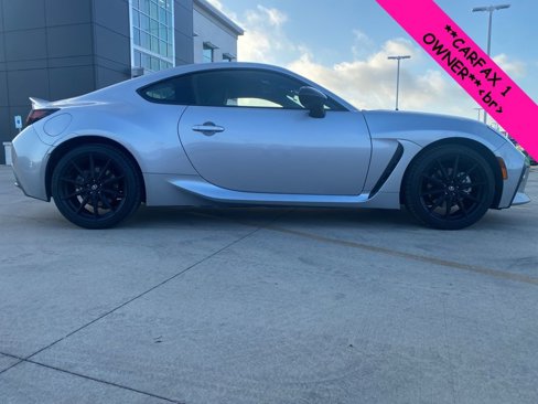 Used 2024 Toyota GR86 Premium image 2