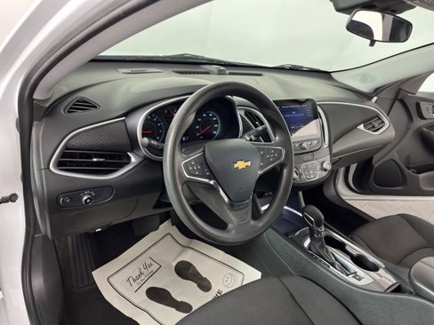 Used 2023 Chevrolet Malibu LT image 19