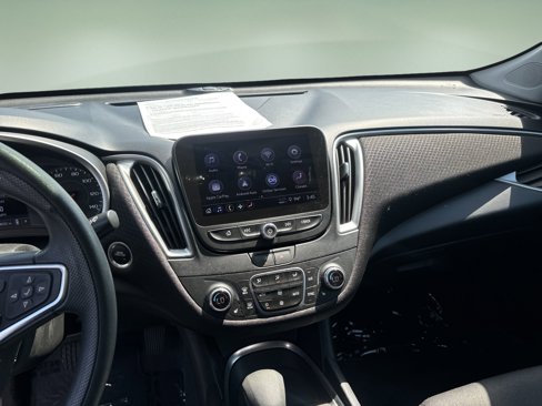 Used 2024 Chevrolet Malibu LT image 5
