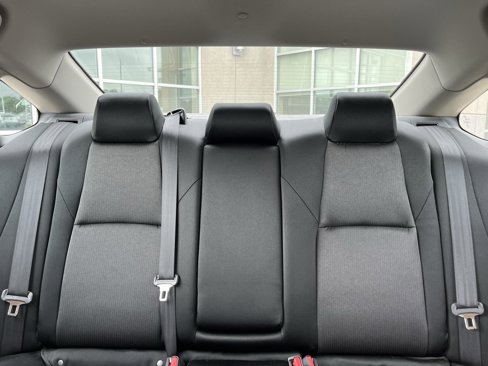 Used 2022 Honda Accord LX image 18
