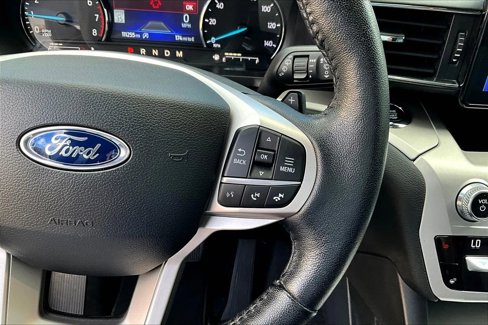 Used 2021 Ford Explorer XLT w/ Equipment Group 202A image 19