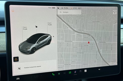 Used 2021 Tesla Model 3 Standard Range Plus image 18