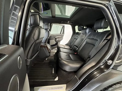 Used 2018 Land Rover Range Rover Long Wheelbase Supercharged image 19