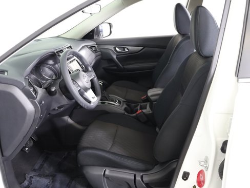 Used 2018 Nissan Rogue S image 25